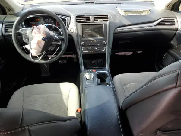 3FA6P0HD8KR197618 2019 FORD FUSION - Image 8