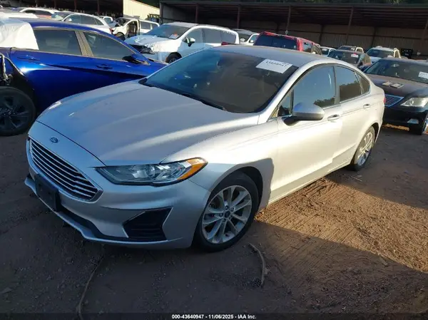 3FA6P0HD8KR198784 2019 FORD FUSION - Image 2
