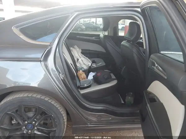3FA6P0HD8KR201229 2019 FORD FUSION - Image 7