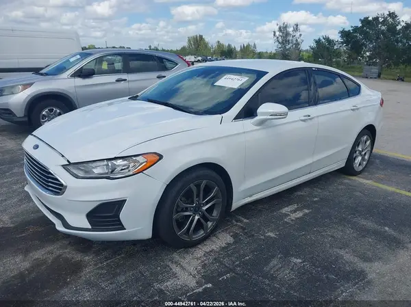 3FA6P0HD8KR203725 2019 FORD FUSION - Image 2