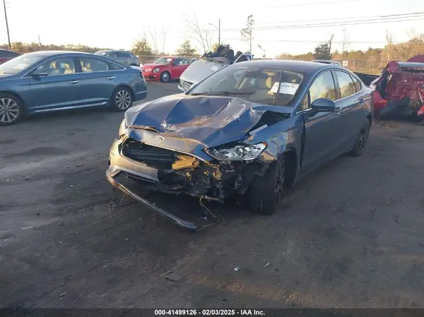 3FA6P0HD8KR213154 2019 FORD FUSION - Image 2