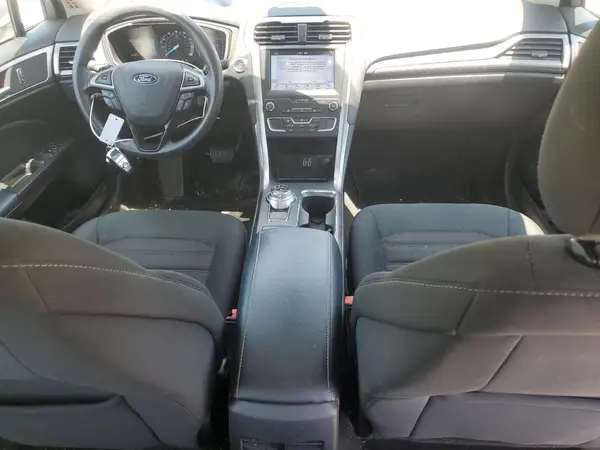 3FA6P0HD8KR213235 2019 FORD FUSION - Image 8