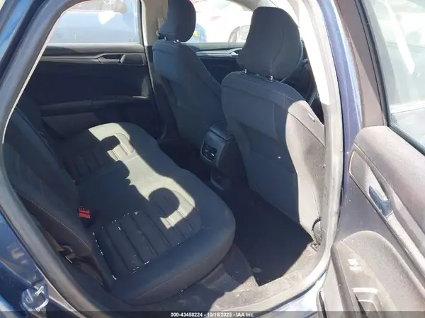 3FA6P0HD8KR215499 2019 FORD FUSION - Image 8
