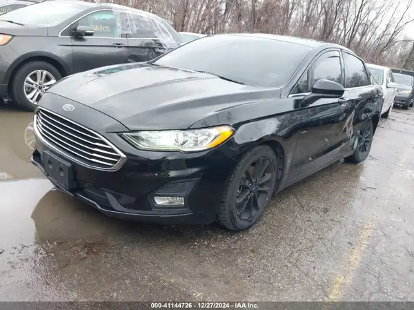 3FA6P0HD8KR231931 2019 FORD FUSION - Image 2