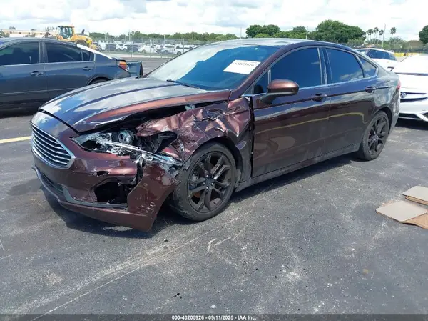 3FA6P0HD8KR247031 2019 FORD FUSION - Image 2