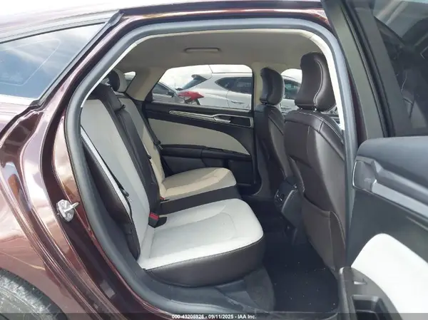 3FA6P0HD8KR247031 2019 FORD FUSION - Image 8