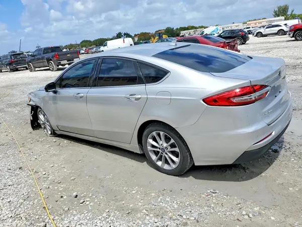 3FA6P0HD8KR247157 2019 FORD FUSION - Image 2