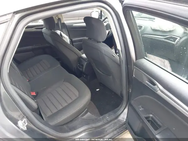 3FA6P0HD8KR247854 2019 FORD FUSION - Image 8