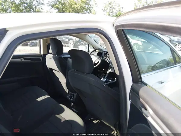 3FA6P0HD8KR248566 2019 FORD FUSION - Image 8