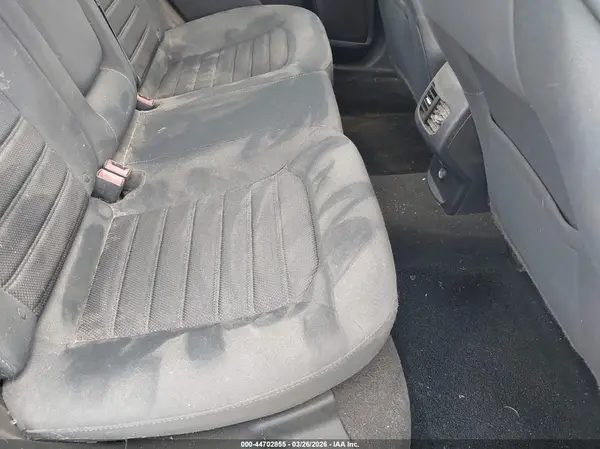 3FA6P0HD8KR249653 2019 FORD FUSION - Image 8