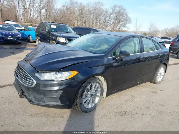 3FA6P0HD8KR250575 2019 FORD FUSION - Image 2