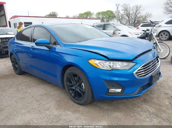 3FA6P0HD8KR251595 2019 FORD FUSION - Image 1