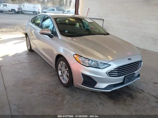3FA6P0HD8KR252441 2019 FORD FUSION - Image 1