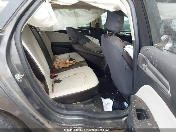 3FA6P0HD8KR276299 2019 FORD FUSION - Image 8