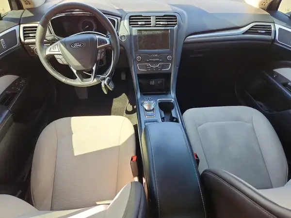 3FA6P0HD8KR280708 2019 FORD FUSION - Image 8