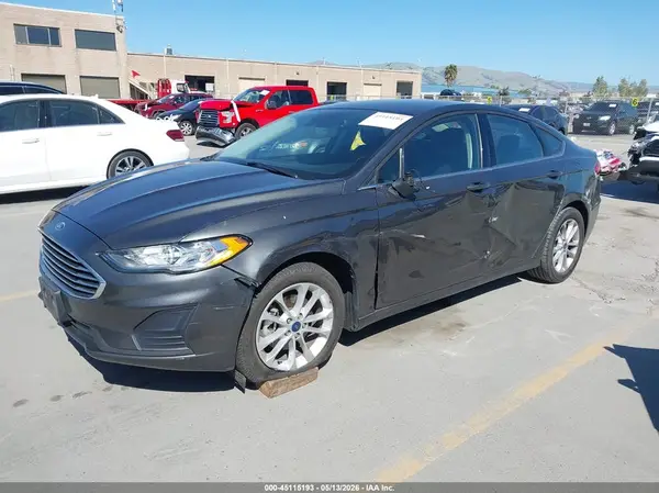 3FA6P0HD8KR284743 2019 FORD FUSION - Image 2