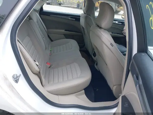 3FA6P0HD8KR285231 2019 FORD FUSION - Image 8