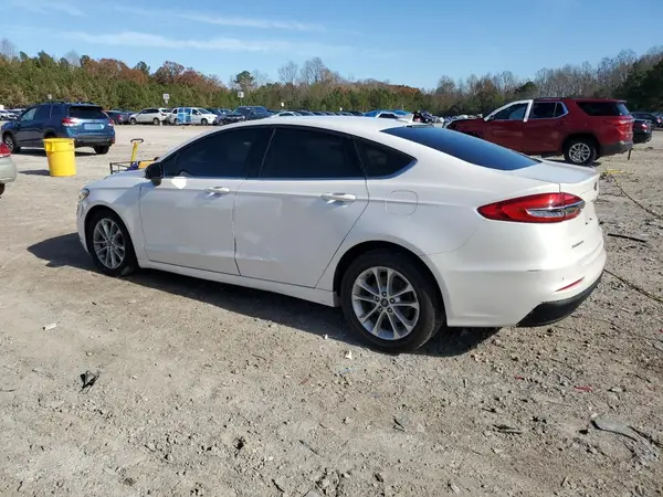 3FA6P0HD8KR285925 2019 FORD FUSION - Image 2