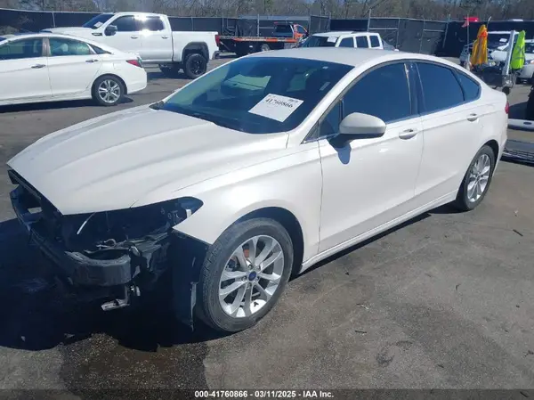 3FA6P0HD8LR103058 2020 FORD FUSION - Image 2