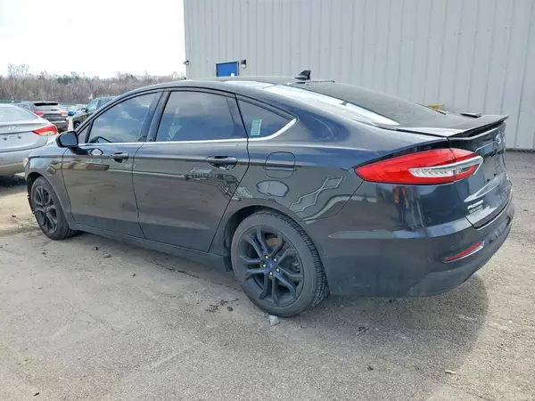 3FA6P0HD8LR104162 2020 FORD FUSION - Image 2