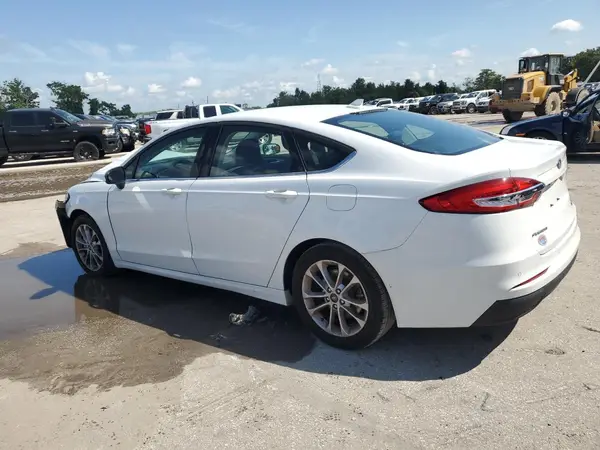 3FA6P0HD8LR104548 2020 FORD FUSION - Image 2