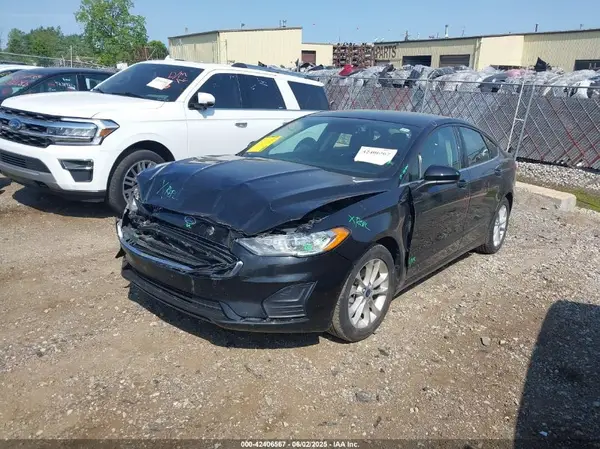 3FA6P0HD8LR109376 2020 FORD FUSION - Image 2