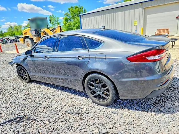3FA6P0HD8LR123259 2020 FORD FUSION - Image 2