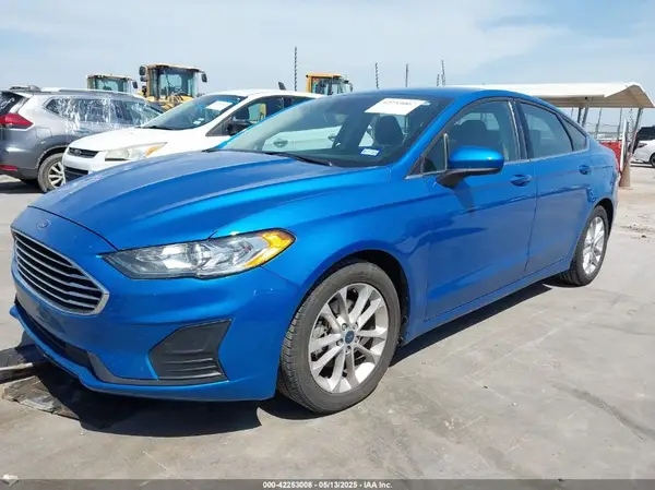 3FA6P0HD8LR135668 2020 FORD FUSION - Image 2