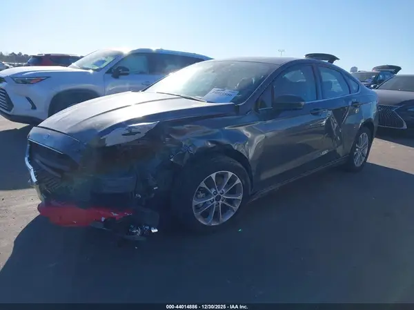 3FA6P0HD8LR136268 2020 FORD FUSION - Image 2