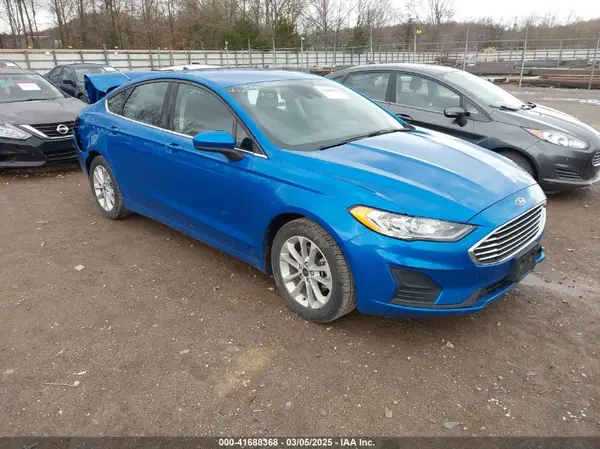 3FA6P0HD8LR138893 2020 FORD FUSION - Image 1