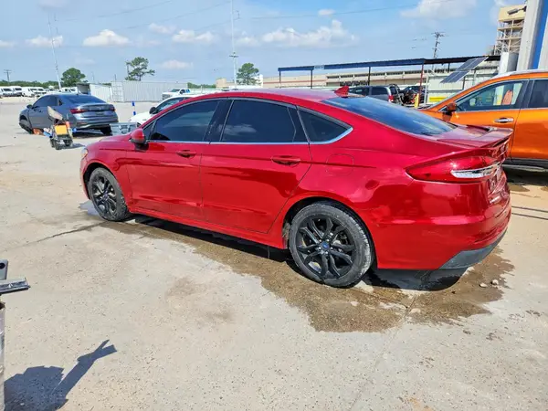 3FA6P0HD8LR139963 2020 FORD FUSION - Image 2