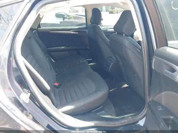3FA6P0HD8LR143799 2020 FORD FUSION - Image 8