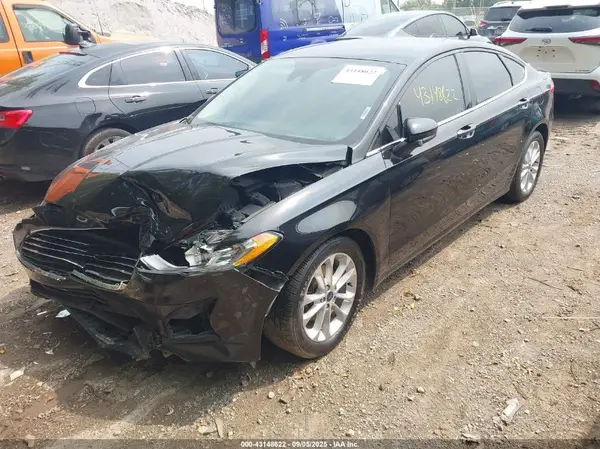 3FA6P0HD8LR145908 2020 FORD FUSION - Image 2