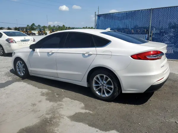 3FA6P0HD8LR146847 2020 FORD FUSION - Image 2