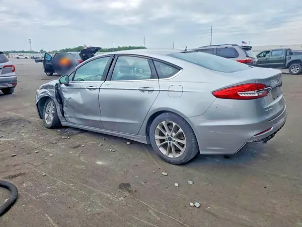 3FA6P0HD8LR149988 2020 FORD FUSION - Image 2