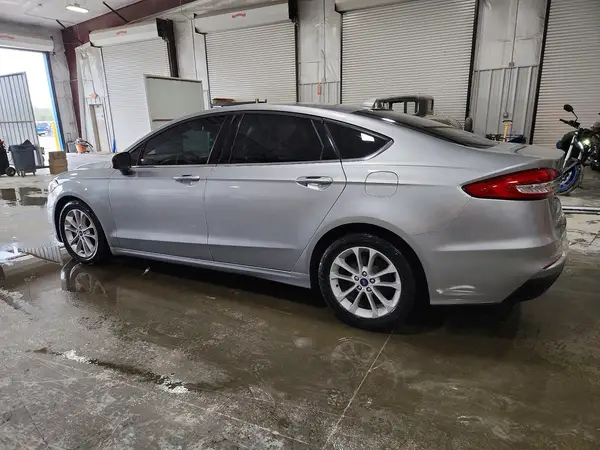 3FA6P0HD8LR150171 2020 FORD FUSION - Image 2