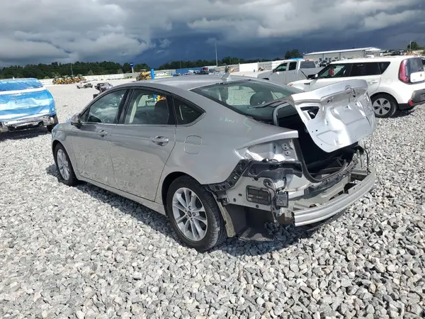 3FA6P0HD8LR150929 2020 FORD FUSION - Image 2