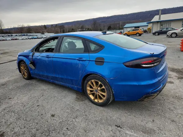 3FA6P0HD8LR165026 2020 FORD FUSION - Image 2