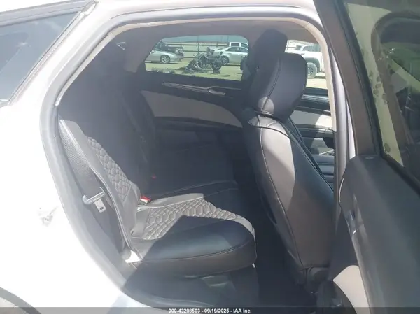 3FA6P0HD8LR168539 2020 FORD FUSION - Image 8