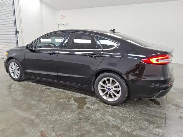 3FA6P0HD8LR168637 2020 FORD FUSION - Image 2
