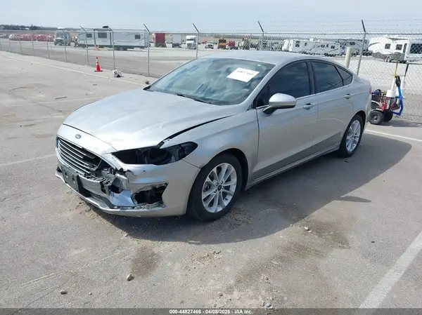 3FA6P0HD8LR169643 2020 FORD FUSION - Image 2