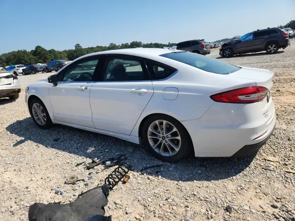 3FA6P0HD8LR173269 2020 FORD FUSION - Image 2