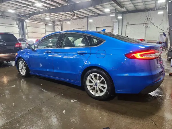 3FA6P0HD8LR186135 2020 FORD FUSION - Image 2