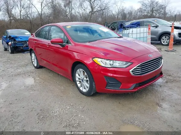 3FA6P0HD8LR187043 2020 FORD FUSION - Image 1