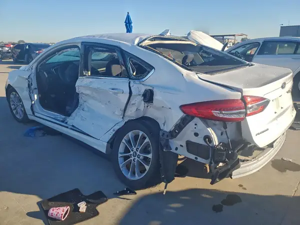 3FA6P0HD8LR216766 2020 FORD FUSION - Image 2