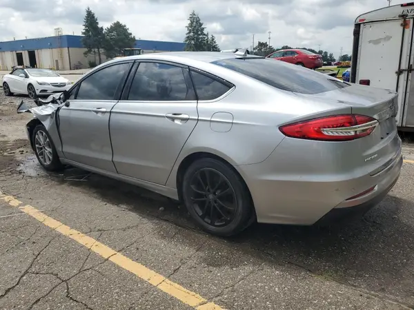 3FA6P0HD8LR222888 2020 FORD FUSION - Image 2
