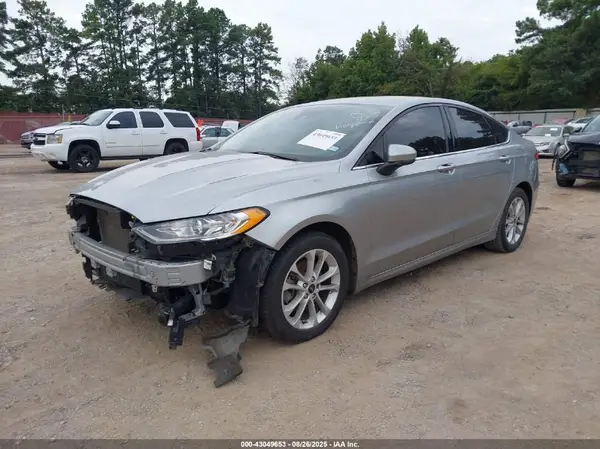 3FA6P0HD8LR235432 2020 FORD FUSION - Image 2