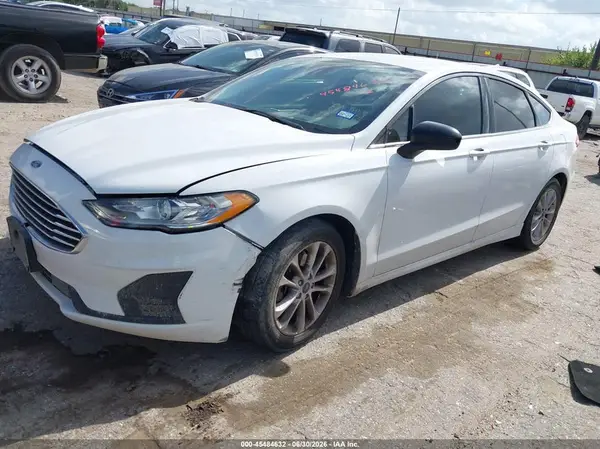 3FA6P0HD8LR235804 2020 FORD FUSION - Image 2