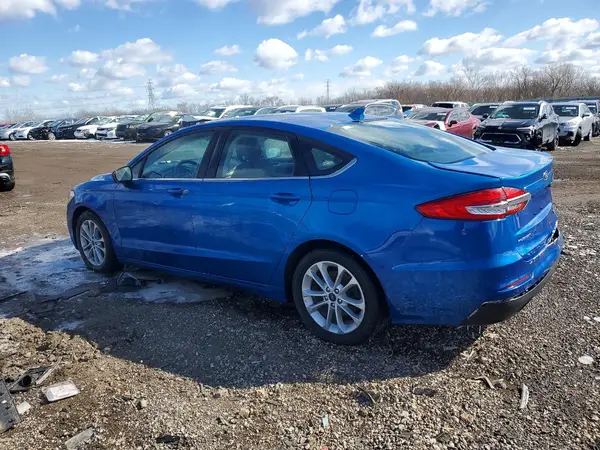 3FA6P0HD8LR246057 2020 FORD FUSION - Image 2