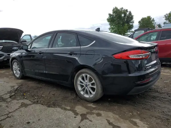 3FA6P0HD8LR253901 2020 FORD FUSION - Image 2